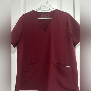XL FIGS burgundy CASMA three-pocket scrub top